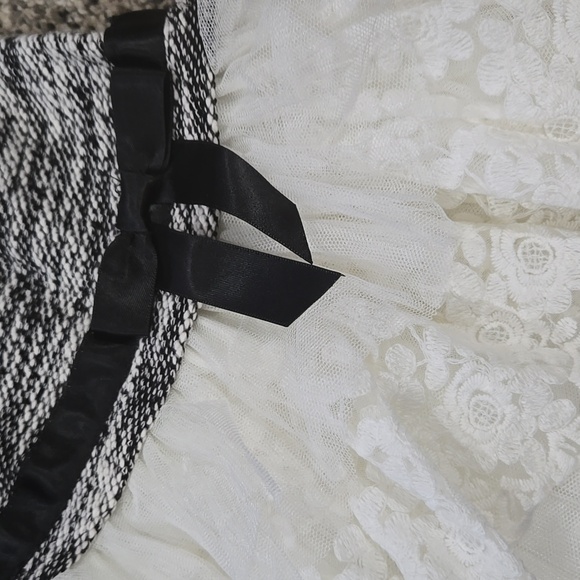 Black and White Toddler Dress with Lace Skirt - Picture 2 of 4